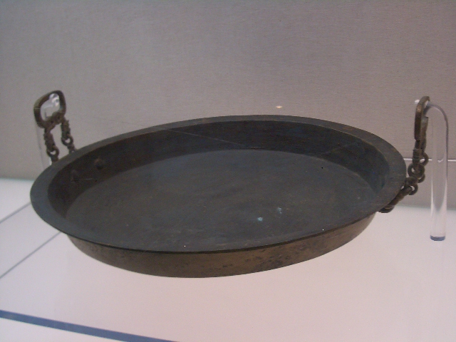 Pan vessel with chain handles